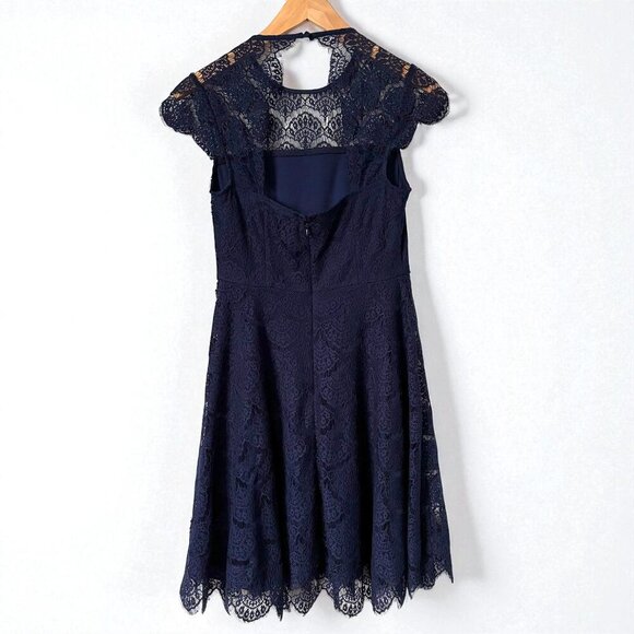 Eliza J Scallop Lace Navy Blue Fit and Flare Dress with Open Back Womens Size 0 - Picture 4 of 10